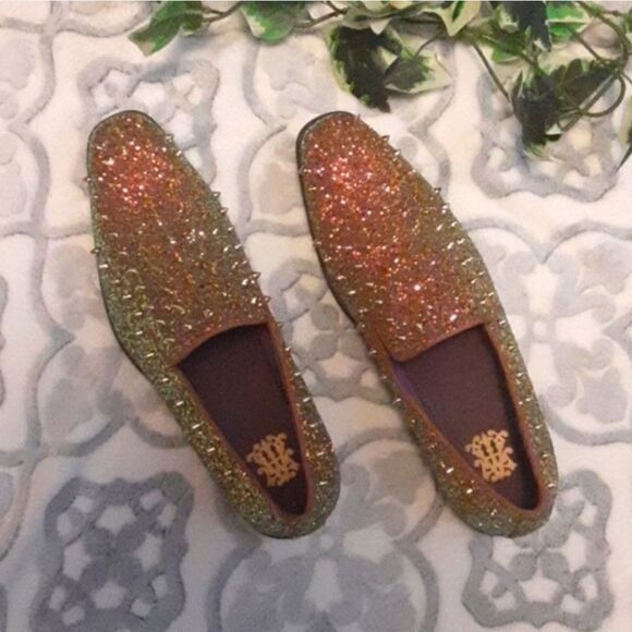 Gold spiked Royal Shoes - Picture 3 of 10